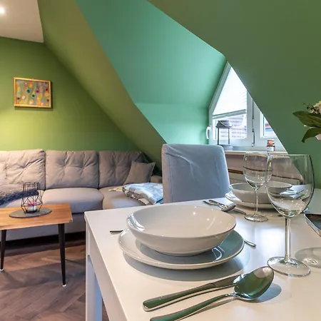 Charmante Ferienwohnung, Cleaning Included Apartment Busum